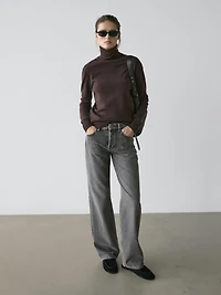 Mid-rise wide-leg jeans