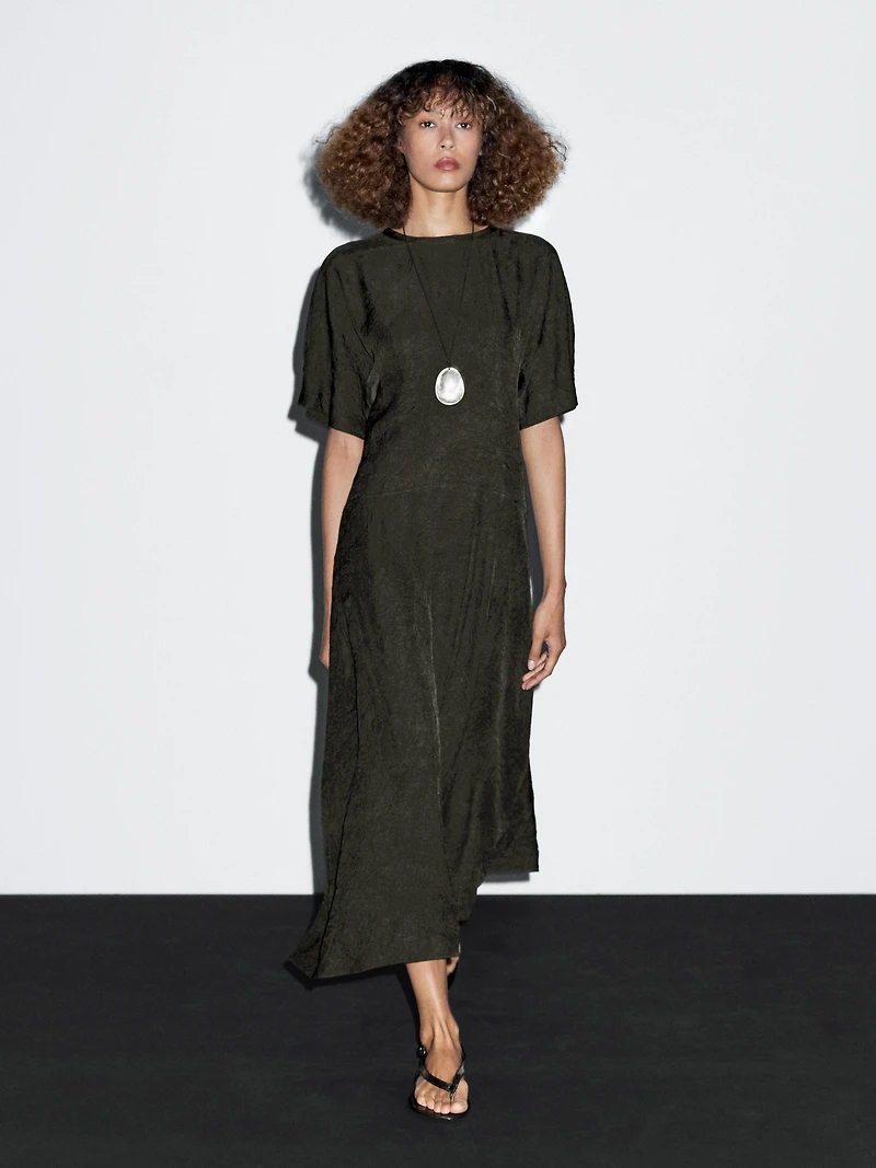 Long satin dress with short sleeves
