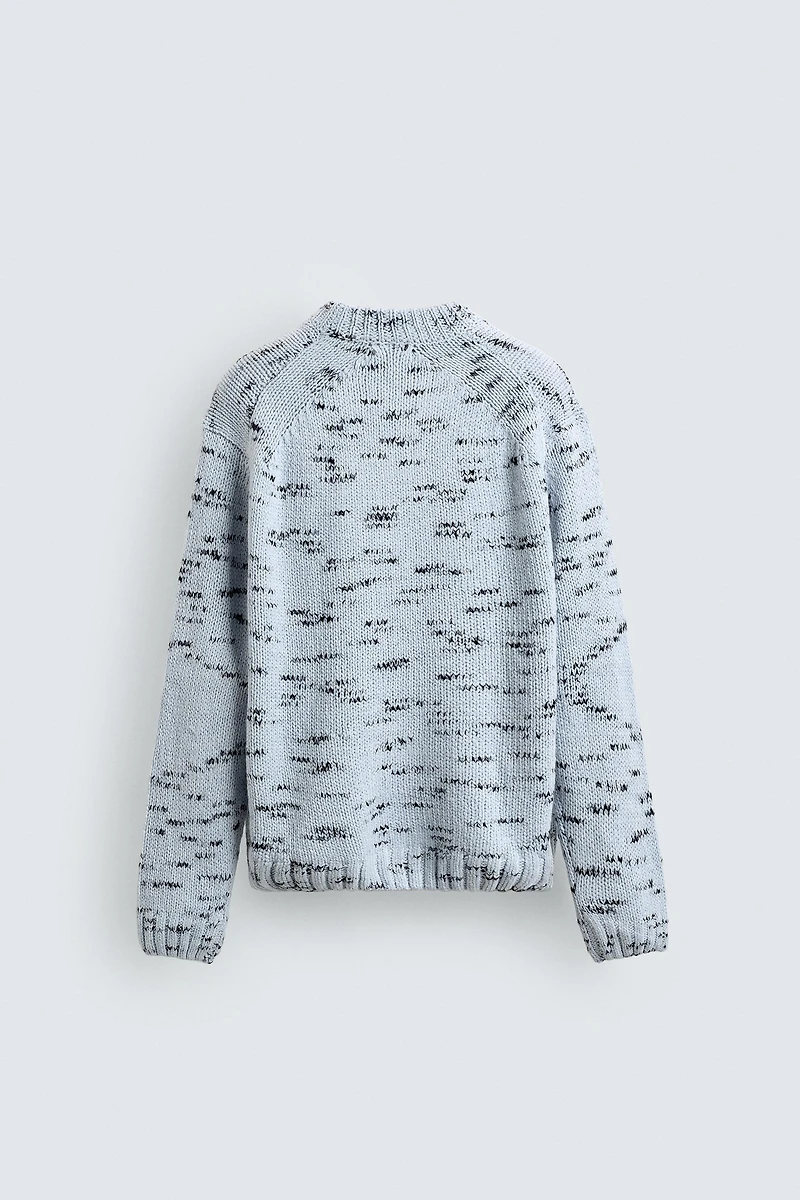 CONTRAST TEXTURED JUMPER