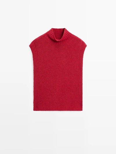 Plastron à col montant