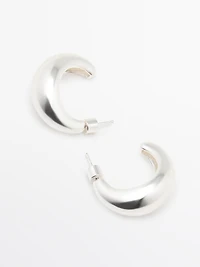 Half-moon hoop earrings
