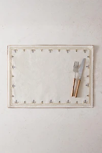 PLACEMAT WITH PLANTS EMBROIDERY