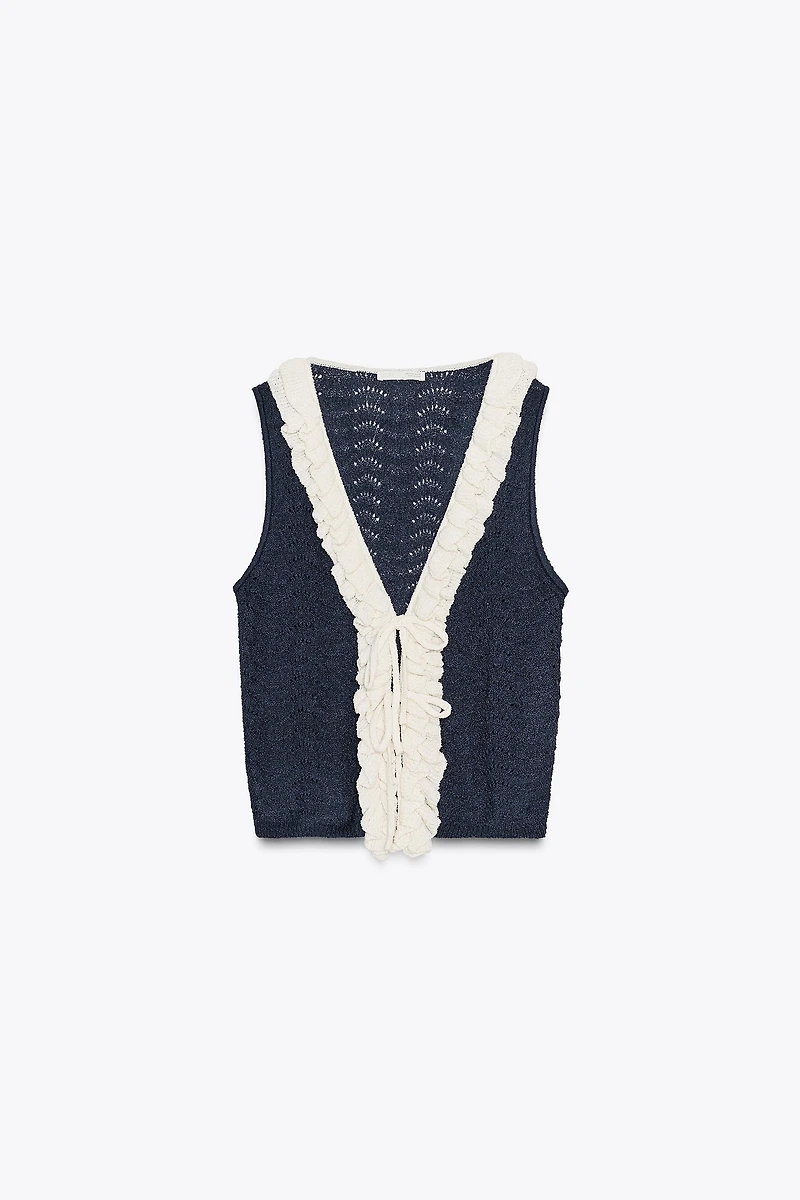 CONTRAST RUFFLE TOP