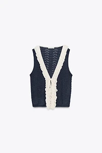 CONTRAST RUFFLE TOP