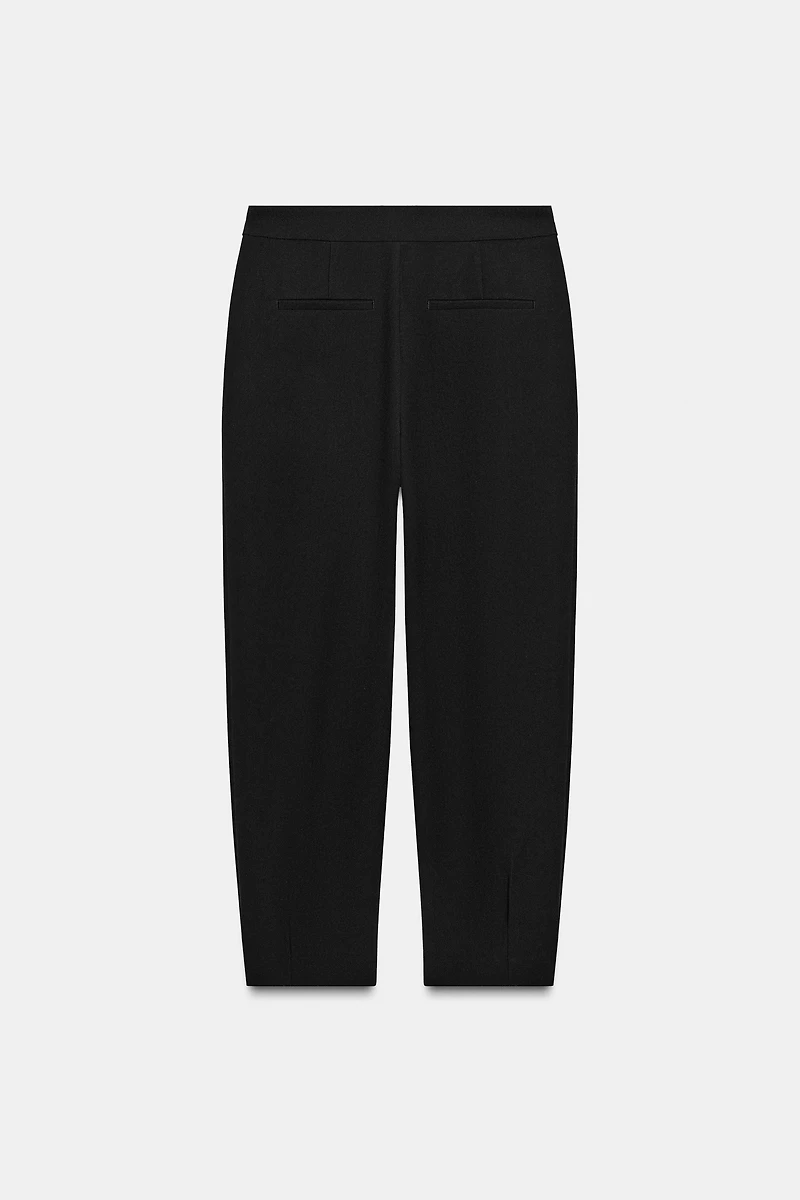 PLEATED TAPERED PANTS