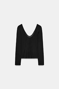 TOP SEMI-TRANSPARENT À MANCHES LONGUES