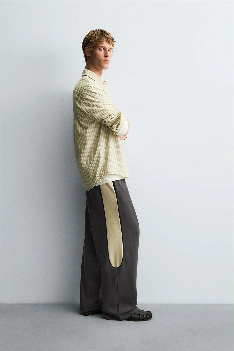 PANTALON COUPE DÉCONTRACTÉE COLOR BLOCK