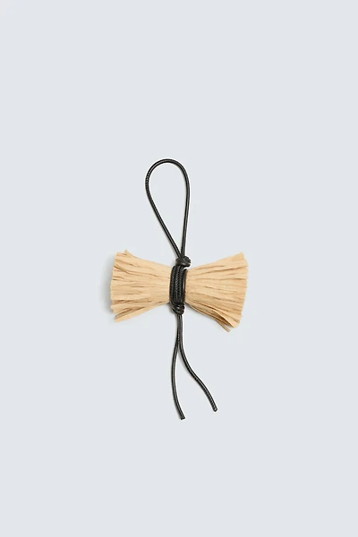 PORTE-CLÉS AVEC PENDENTIF