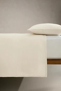 TEXTURED JACQUARD BEDSPREAD