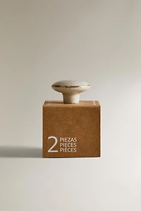 SET OF ROUND CERAMIC KNOBS (SET OF 2)