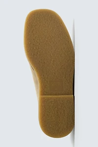 LEATHER SHOES WITH RAISED SEAM