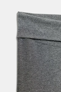 PANTALON FLARE SANS COUTURE