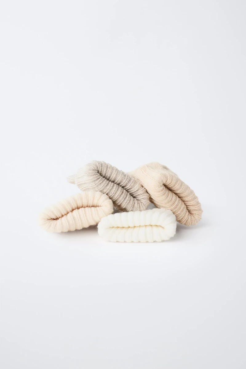 FOUR-PACK OF RIBBED SOCKS WITH BOX