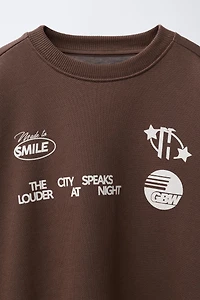 PATCH PRINT SWEATSHIRT