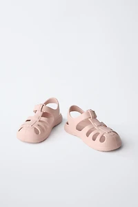 SANDALES STYLE PLAGE PIEDS NUS