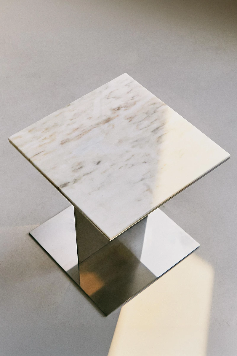 SIDETABLE 05