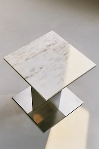 SIDETABLE 05