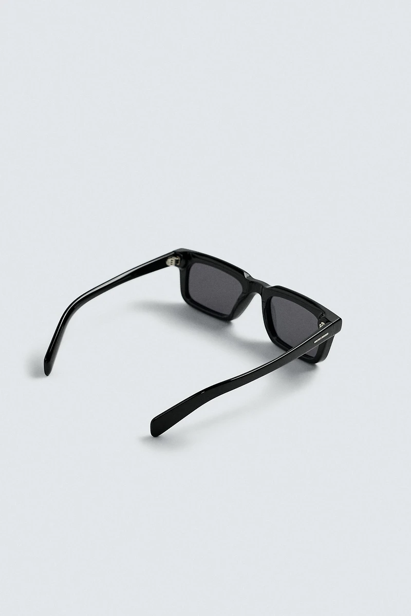 RECTANGULAR SUNGLASSES