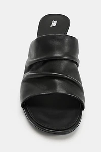 SANDALES À TALONS EN CUIR