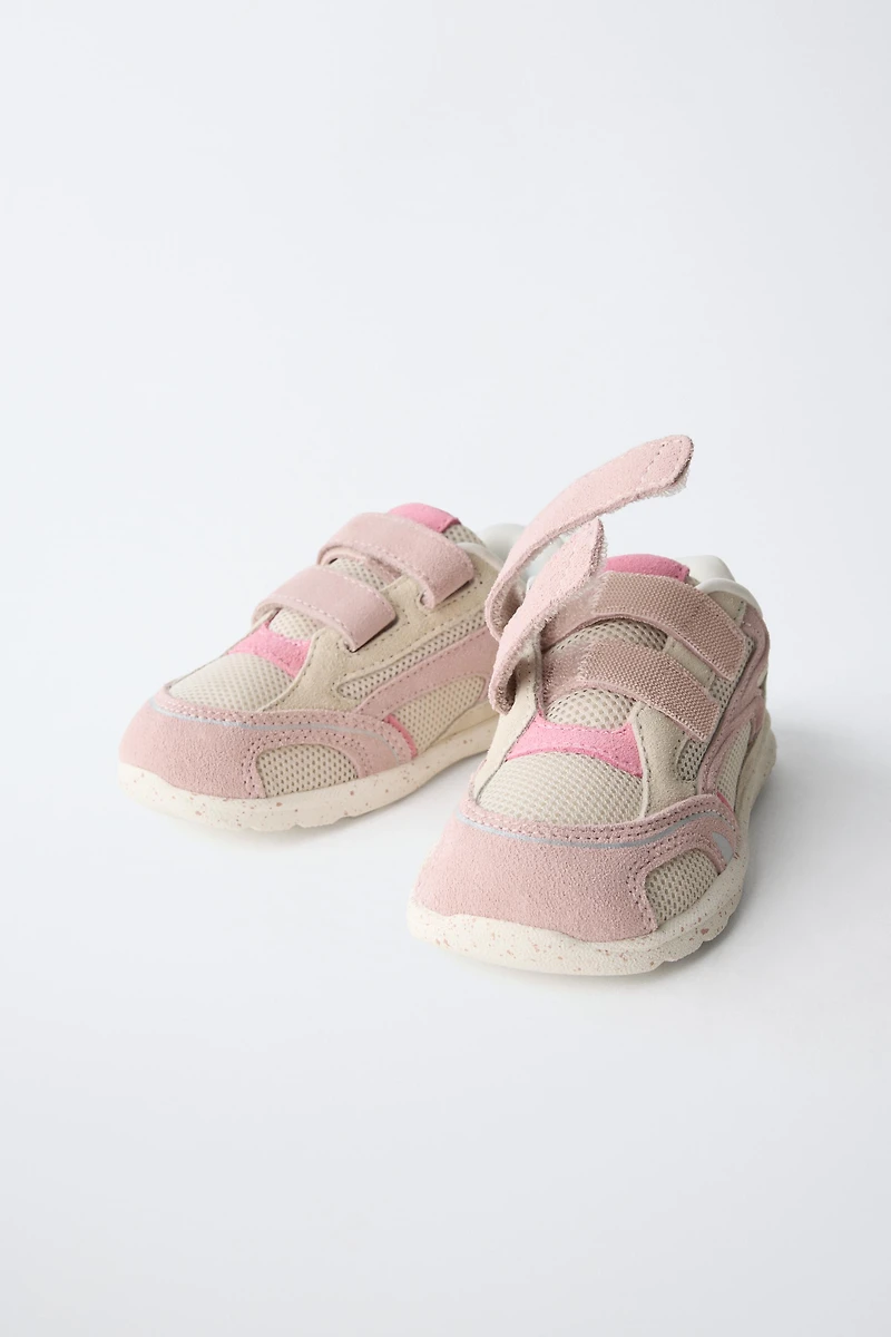 BAREFOOT SNEAKERS