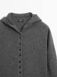 Cardigan à capuche 100 % laine