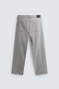 STRAIGHT ANKLE FIT JEANS