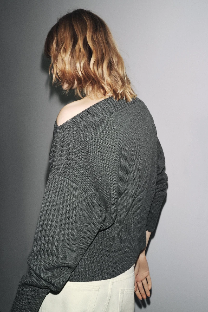 PULL EN MAILLE COL BATEAU