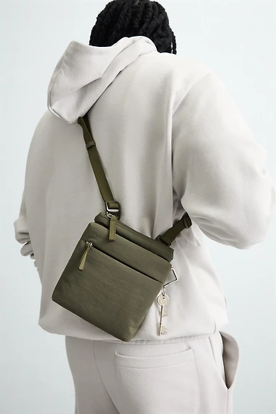 TECHNICAL CROSSBODY BAG