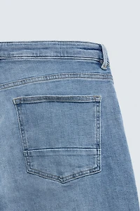 SKINNY FIT JEANS