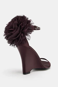 MAXI FLOWER WEDGE SANDALS