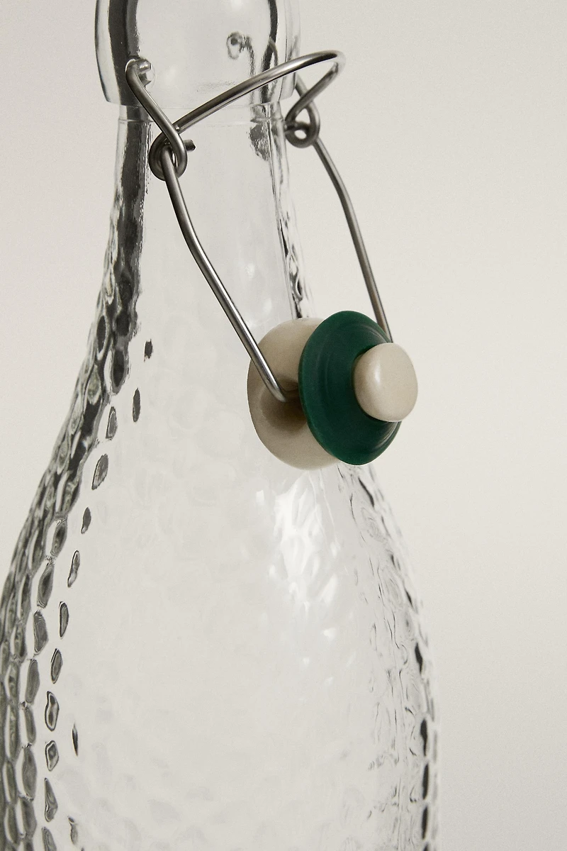 BOTTLE WITH CERAMIC STOPPER