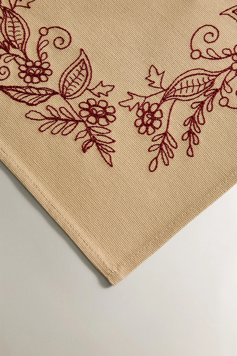 EMBROIDERED CHRISTMAS PLACEMAT WITH BRANCH DESIGN