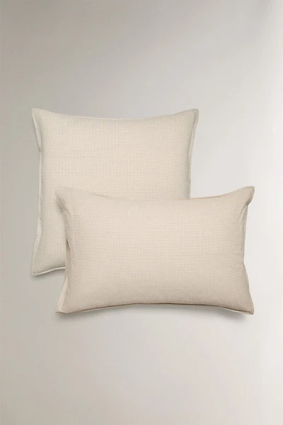 CHILDREN'S SEERSUCKER PILLOWCASE