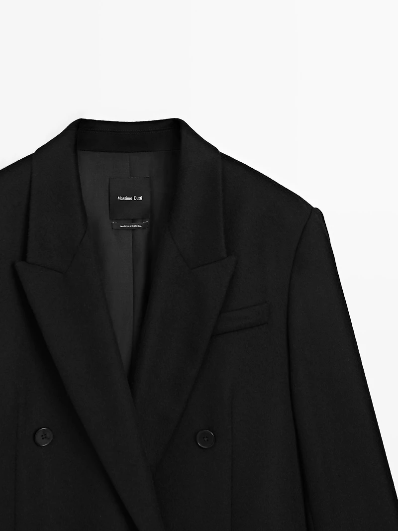 Long double-breasted 100% wool coat