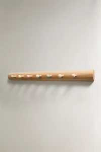 CHILDREN’S MULTICOLORED WALL HANGER