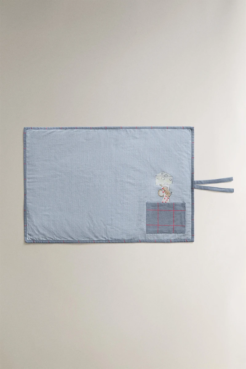 SET DE TABLE ET SERVIETTE SOURIS