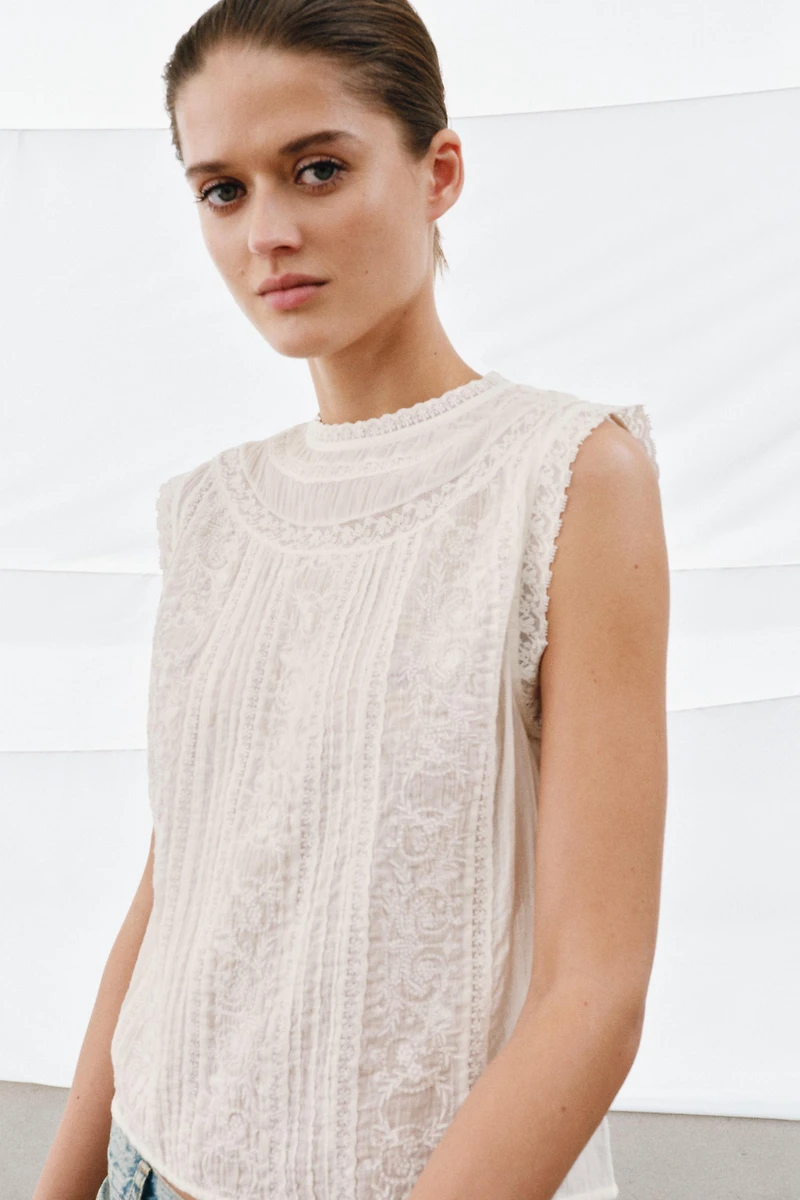 ZW COLLECTION EMBROIDERED SLEEVELESS TOP