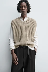 BOXY FIT KNIT VEST