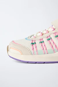 BAREFOOT SNEAKERS