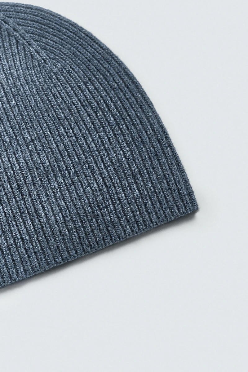 WOOL BLEND RIBBED BEANIE