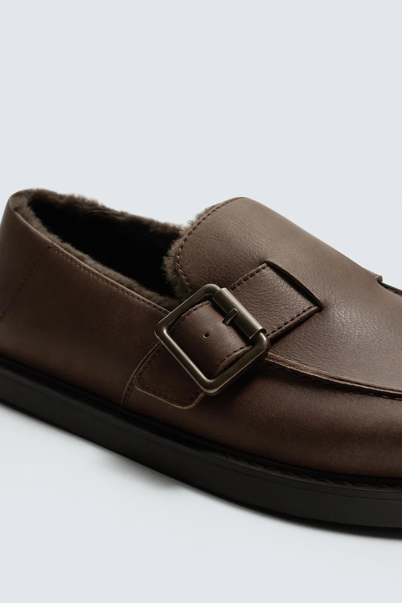 BUCKLED LEATHER CLOGS