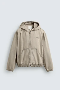 VESTE EN JEAN À CAPUCHE BRODÉE
