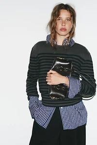 SHOULDER BAG WITH METAL DETAILS