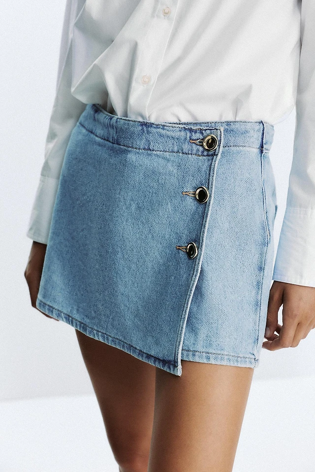 Mini-jupe En Jean Zara Taille 38 - Bas Plié, Pattes Boutonnées, Motif Brodé - Occasion Très Bon état