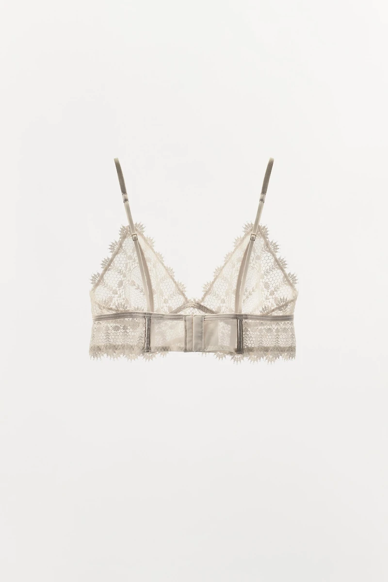 GUIPURE LACE TRIM TRIANGLE BRALETTE