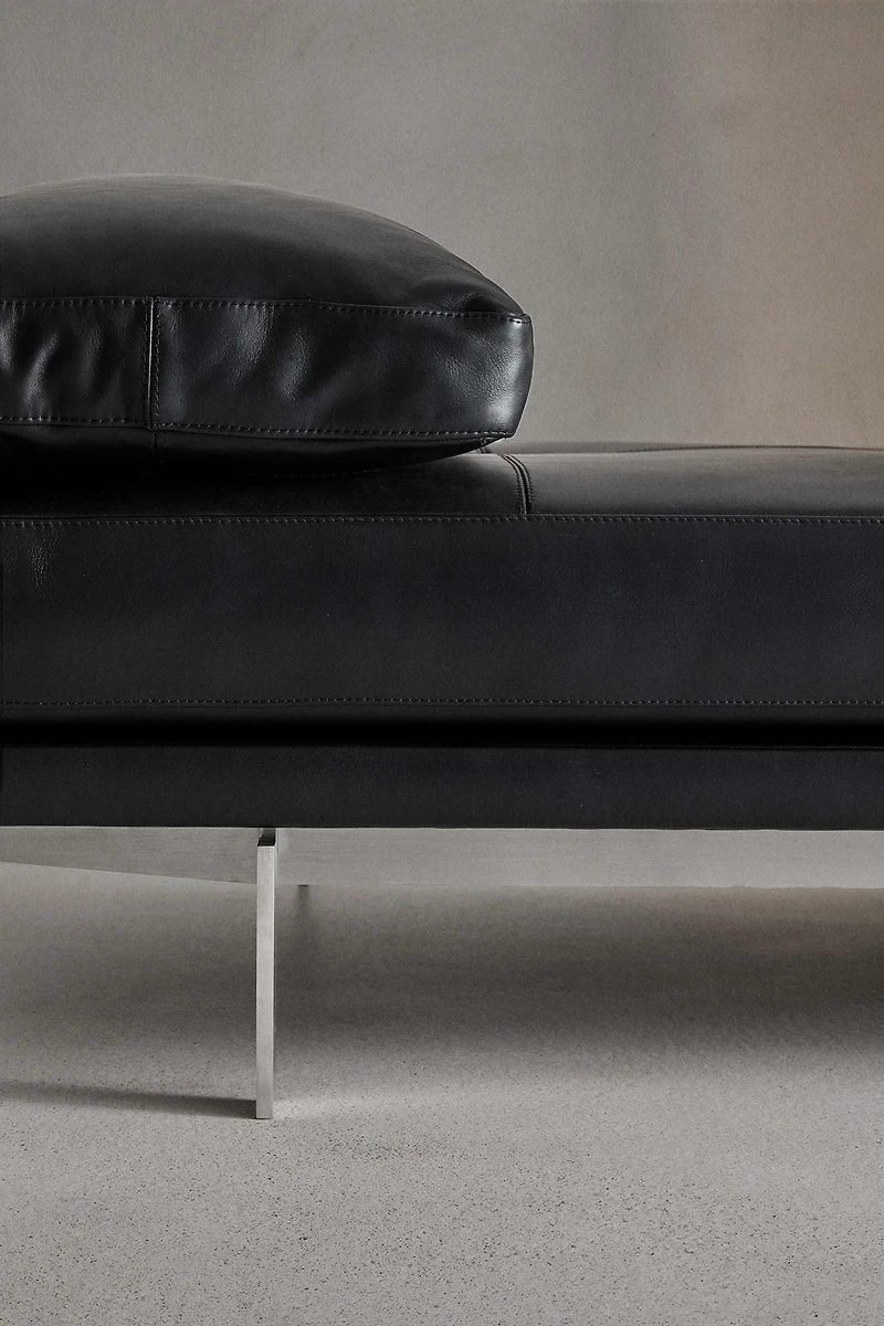 DAYBED 02