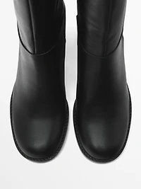 Block heel boots