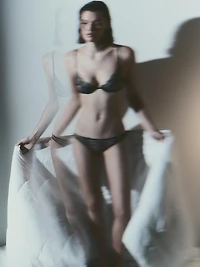 Soutien-gorge en dentelle à armatures