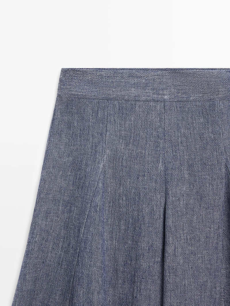 Pleated palazzo trousers
