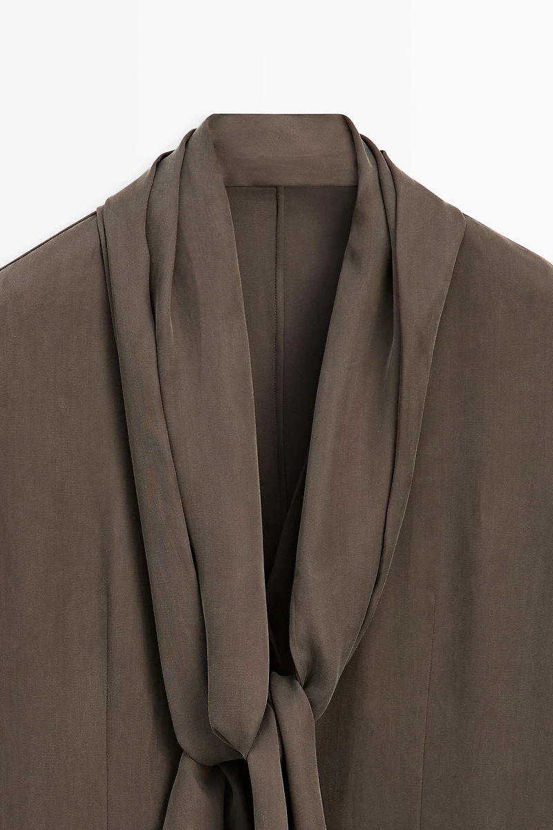 Surchemise fluide détail nœud total look